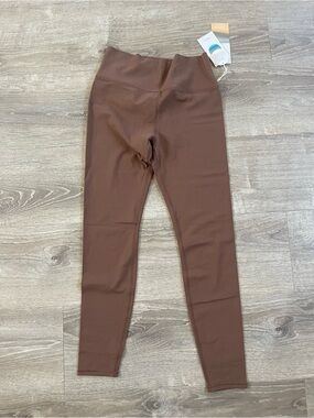 Vouri all the feel High-Waist Leggings Color is pepper. Brand new tags large